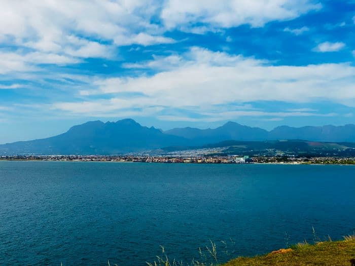 gordons bay clarence drive