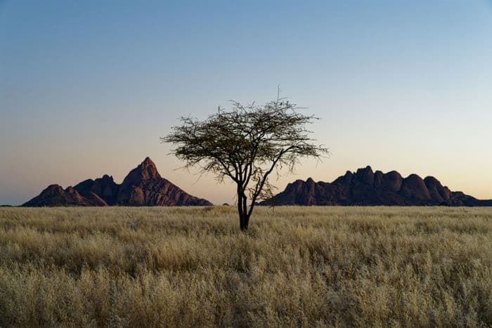 namibia road trip picture