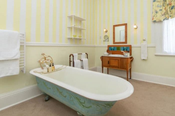 Hacklewood Hill Country House, Porth Elizabeth